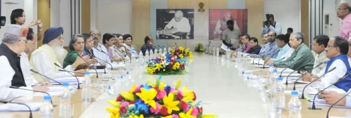 The Chief Minister of Punjab, Shri Parkash Singh Badal chairing the Sub-Group of Chief Ministers on Skill Development meeting of NITI AYOG, in New Delhi on August 25, 2015
